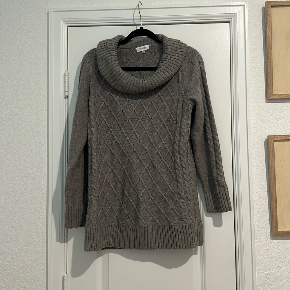 grey sweater